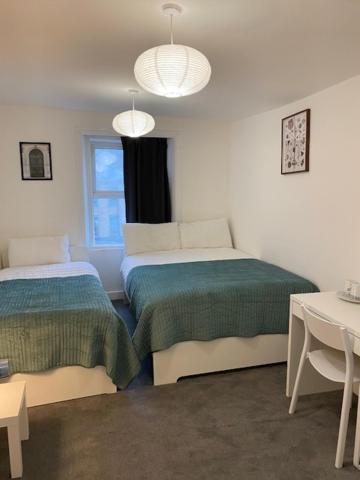 Lord Merit Guest Rooms In King'S Cross St Pancras ロンドン エクステリア 写真